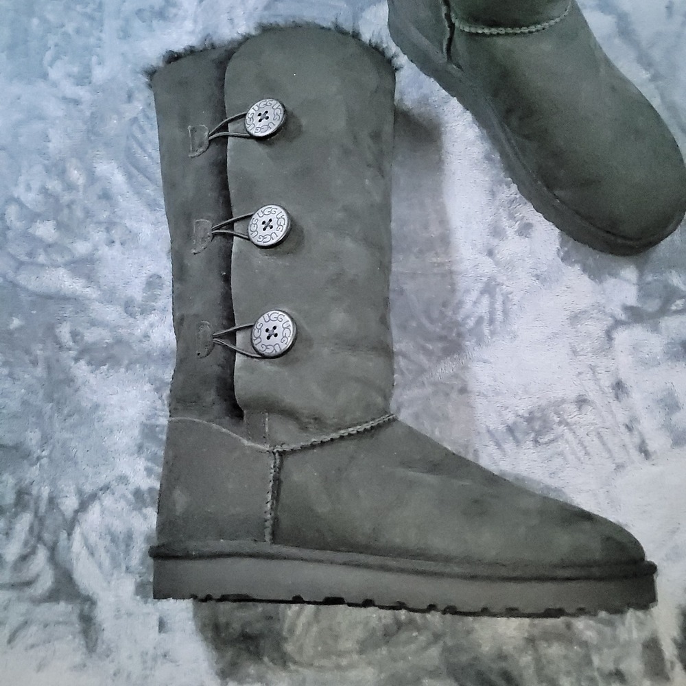 UGG Bailey Button Triplet II Black Suede Tall Boots Womens 11 1873 - Picture 3 of 9